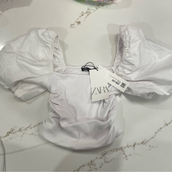 Zara Bright White Puffy Short Sleeve Crop Top. NWT. Small. - Picture 8 of 8